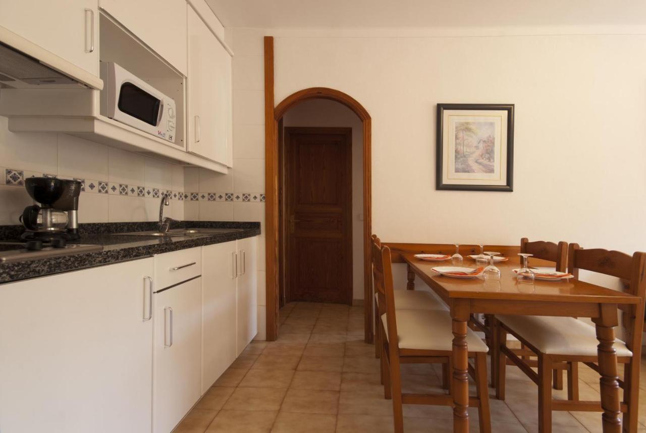 Pinos Altos 10 Apartman Cala de Sant Vicenc Kültér fotó