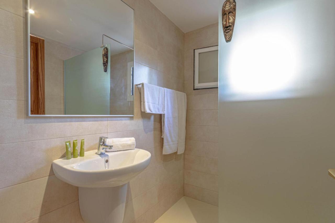 Pinos Altos 10 Apartman Cala de Sant Vicenc Kültér fotó